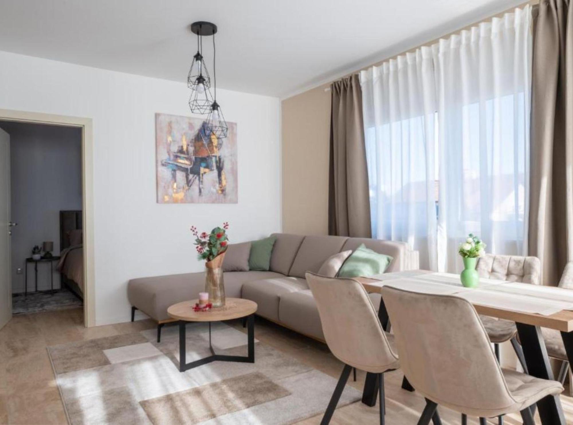 Apartment Kona - Free Parking & Self Check-In Ivanja Reka Eksteriør bilde