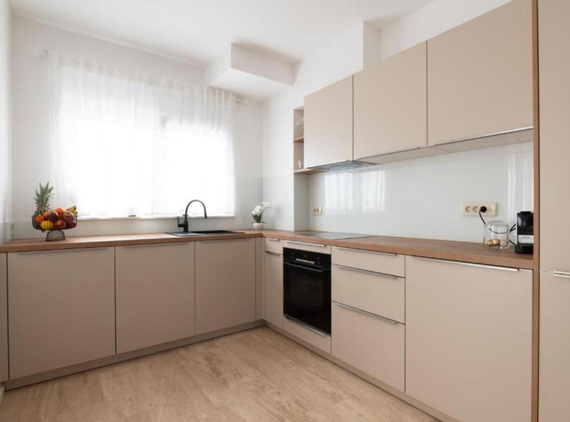 Apartment Kona - Free Parking & Self Check-In Ivanja Reka Eksteriør bilde