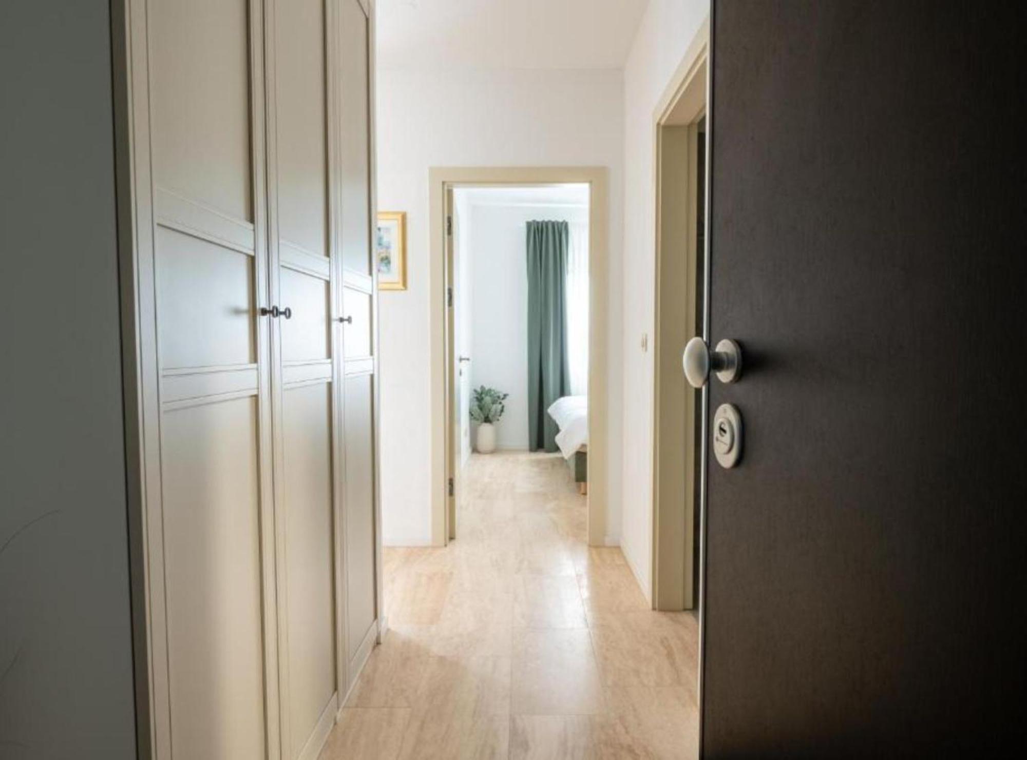 Apartment Kona - Free Parking & Self Check-In Ivanja Reka Eksteriør bilde